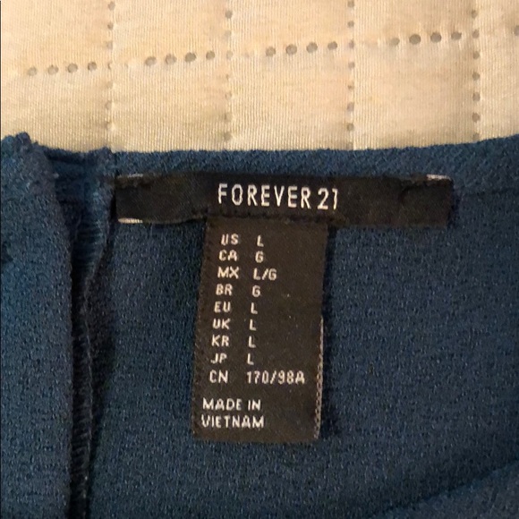 Button down blouse - Picture 2 of 3